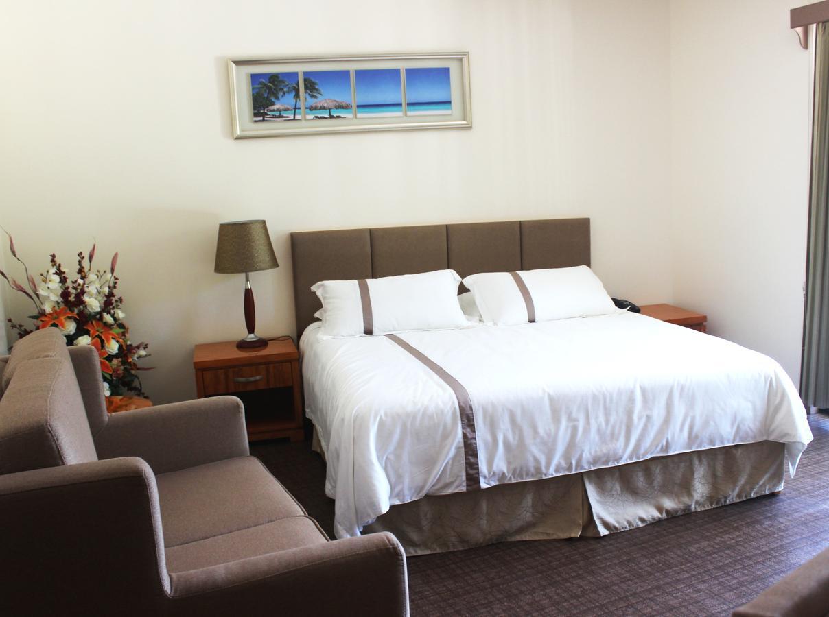 Saipan Beach Hotel Bagian luar foto