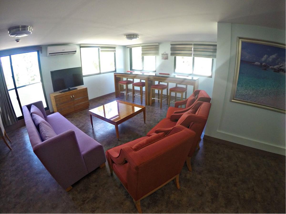 Saipan Beach Hotel Bagian luar foto
