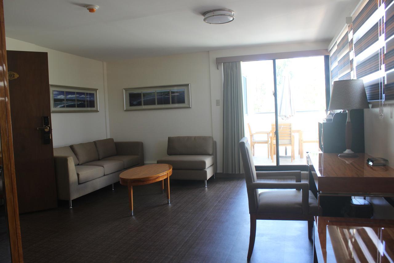 Saipan Beach Hotel Bagian luar foto