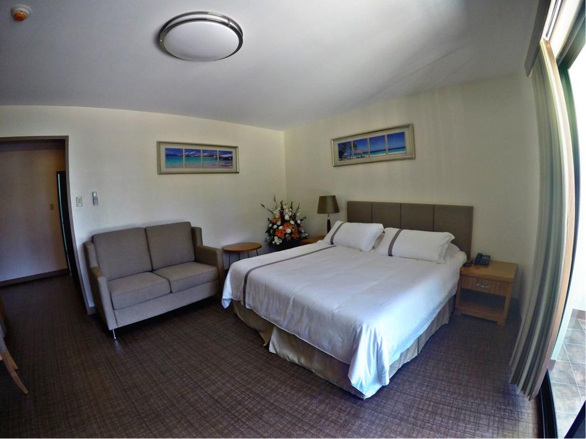 Saipan Beach Hotel Bagian luar foto